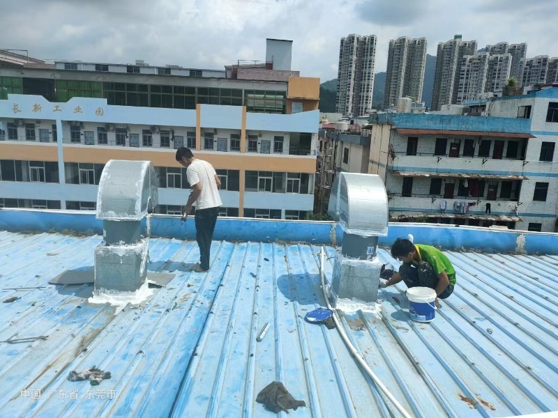 梁园钢结构屋面涂料维修方法